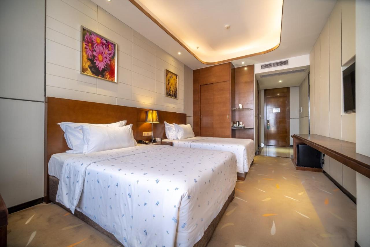 Relteem Hotel Чжуншань Екстер'єр фото