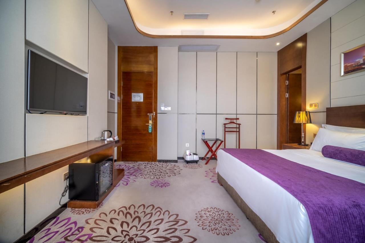 Relteem Hotel Чжуншань Екстер'єр фото