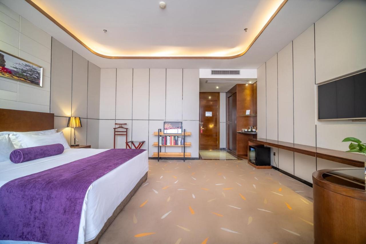 Relteem Hotel Чжуншань Екстер'єр фото