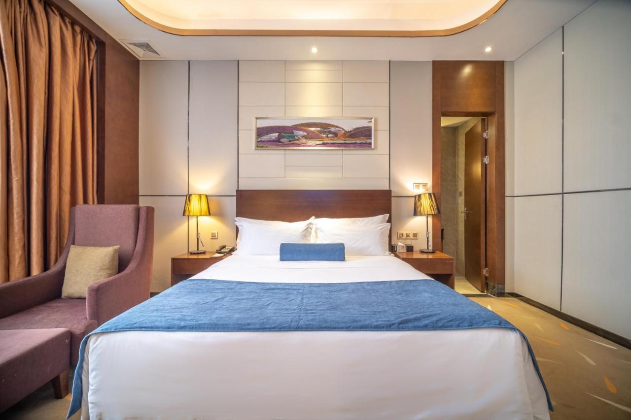 Relteem Hotel Чжуншань Екстер'єр фото