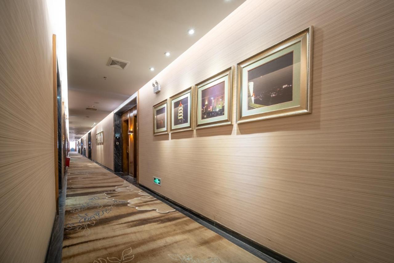 Relteem Hotel Чжуншань Екстер'єр фото