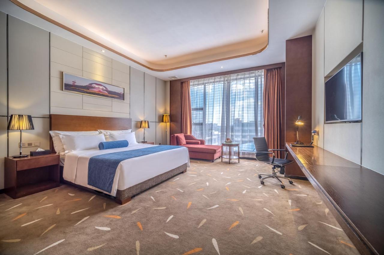 Relteem Hotel Чжуншань Екстер'єр фото